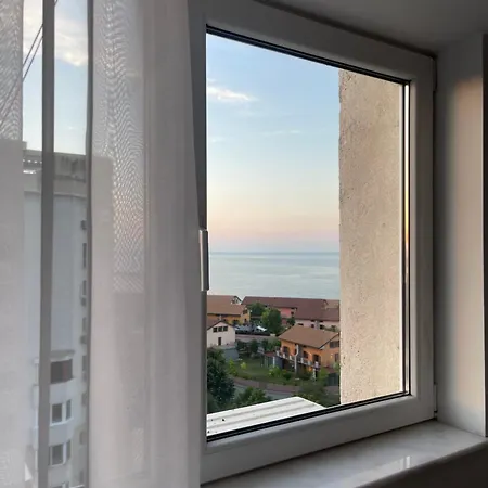 Faleza Nord Summer كونستانتا