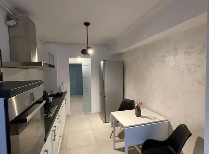 Faleza Nord Summer Constanţa